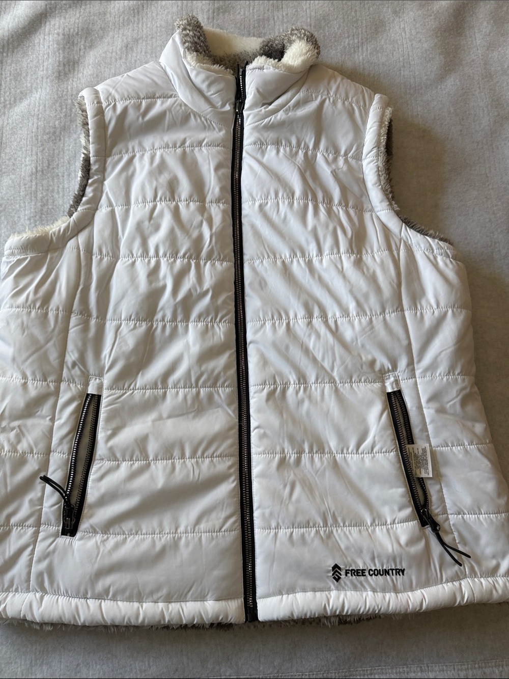 Free Country White Quilted Sherpa-Trim Vest with Black Zippers